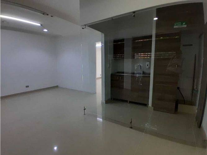 Local en arriendo en San Diego, Medellín, 79 m² · foto 9 de 14
