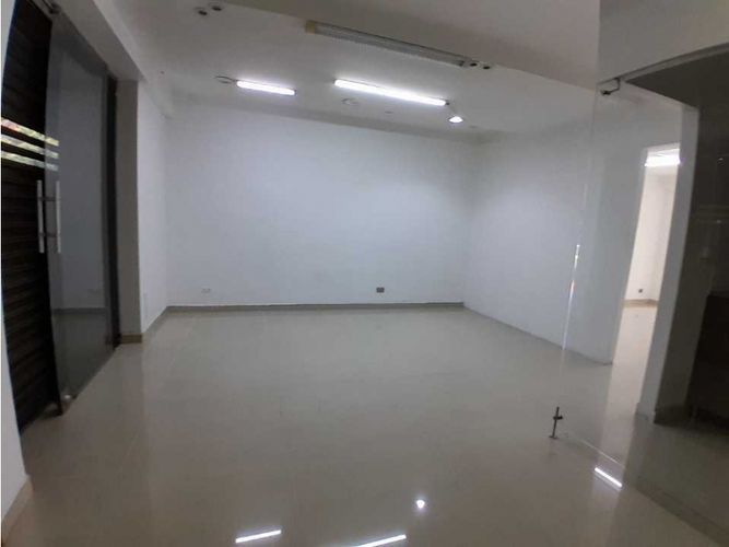 Local en arriendo en San Diego, Medellín, 79 m² · foto 10 de 14