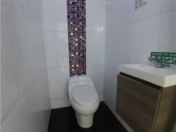 Local en arriendo en San Diego, Medellín, 79 m² · foto 14 de 14