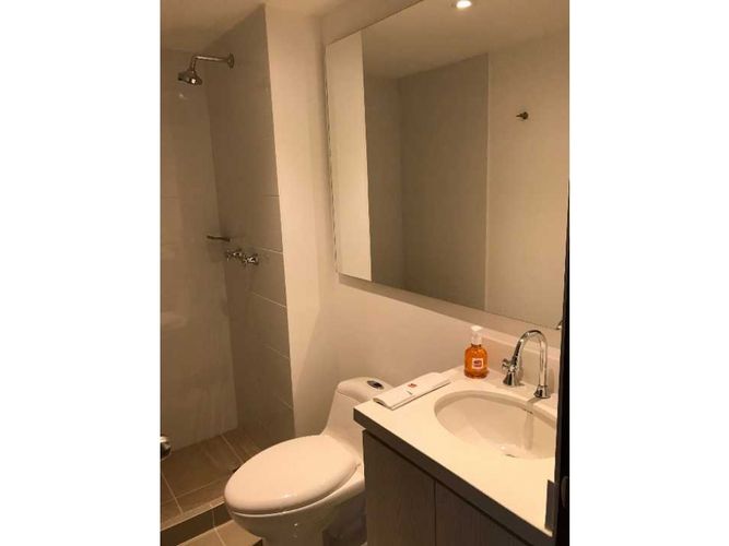 Apartamento de 3 alcobas en arriendo en Maria Auxiliadora, Sabaneta, 80 m² · foto 6 de 6