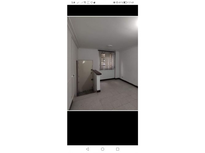 Casa de 7 alcobas en venta en Laureles, Medellín, 270 m² · foto 4 de 22