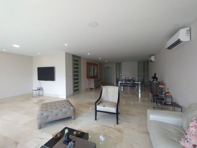 Apartamento de 3 alcobas en venta en Altos De Riomar, Barranquilla, 264 m² · foto 8 de 23