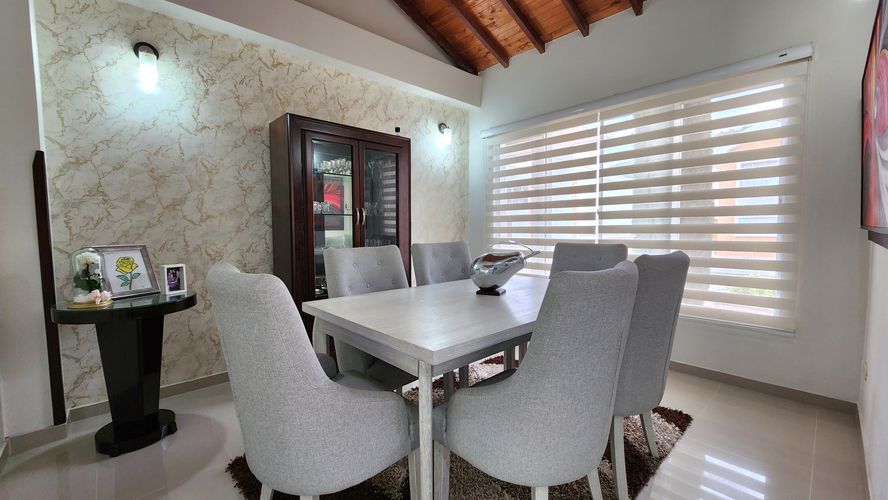Casa de 4 alcobas en venta en Ruitoque, Piedecuesta, 270 m² · foto 2 de 12