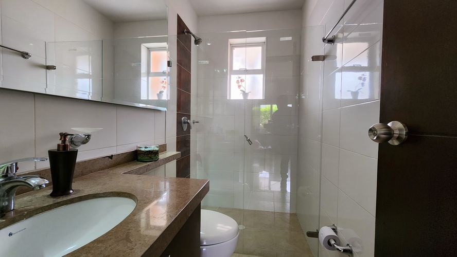 Casa de 4 alcobas en venta en Ruitoque, Piedecuesta, 270 m² · foto 6 de 12