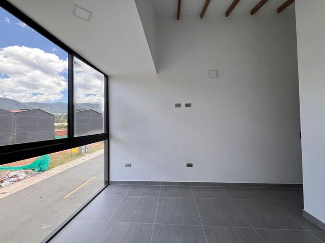Casa de 3 alcobas en venta en La Ceja, 143 m² · foto 8 de 14