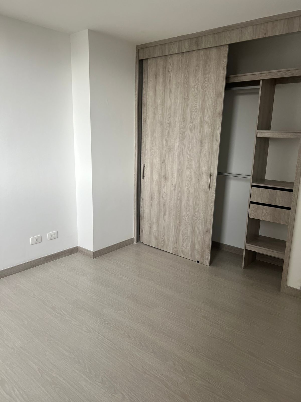 Apartamento en venta en Camino Verde, Envigado · foto 5 de 8