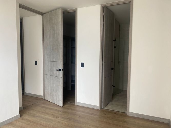 Apartamento de 2 alcobas en arriendo en Loma Del Esmeraldal, Envigado, 76 m² · foto 4 de 15