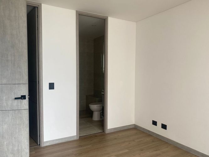 Apartamento de 2 alcobas en arriendo en Loma Del Esmeraldal, Envigado, 76 m² · foto 11 de 15