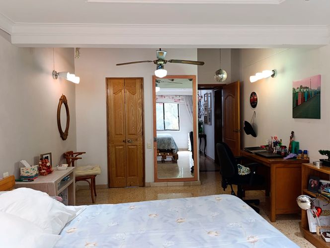 Casa de 3 alcobas en venta en El Poblado, Medellín, 240 m² · foto 9 de 14