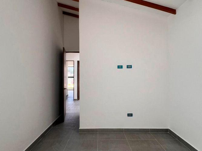 Casa de 3 alcobas en venta en La Ceja, 145 m² · foto 8 de 15