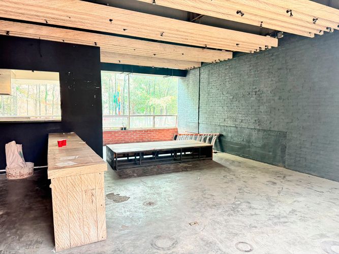 Local en arriendo en El Poblado, Medellín, 73 m² · foto 2 de 5
