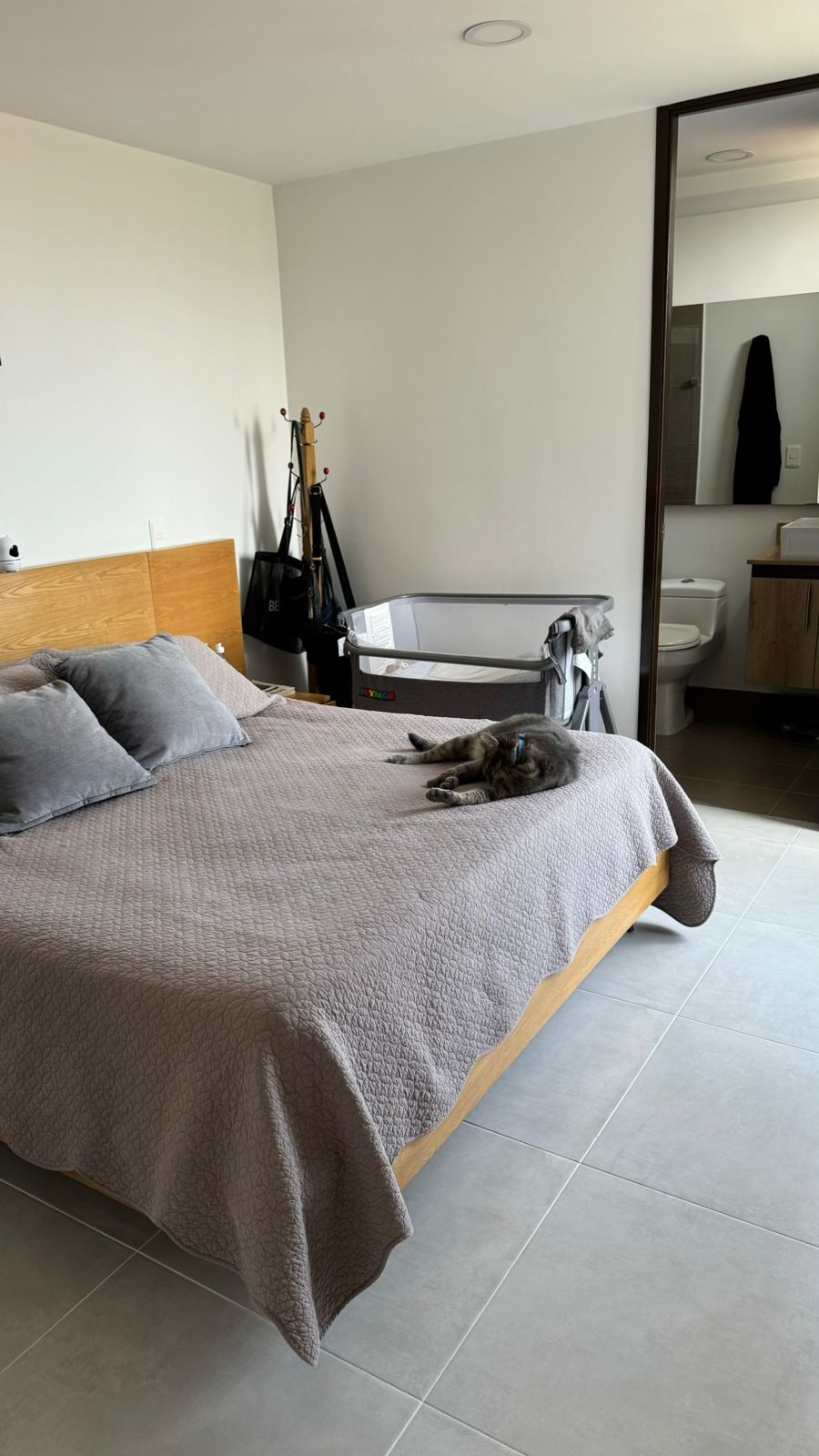 Apartamento en venta en Loma Del Esmeraldal, Envigado · foto 3 de 5