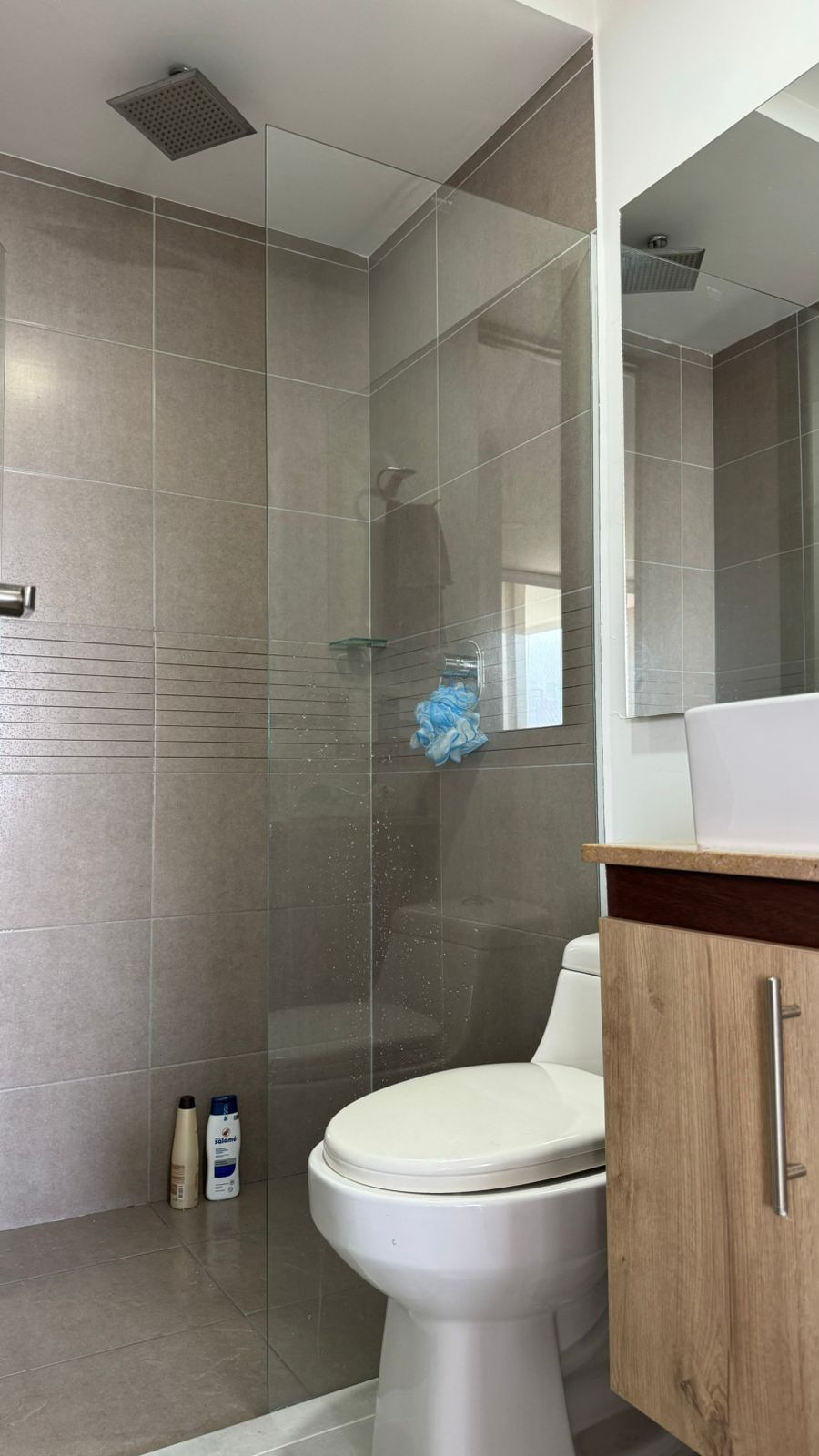 Apartamento en venta en Loma Del Esmeraldal, Envigado · foto 5 de 5