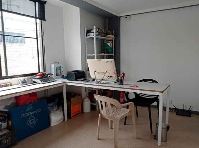 Bodega en arriendo en El Poblado, Medellín, 285 m² · foto 13 de 19