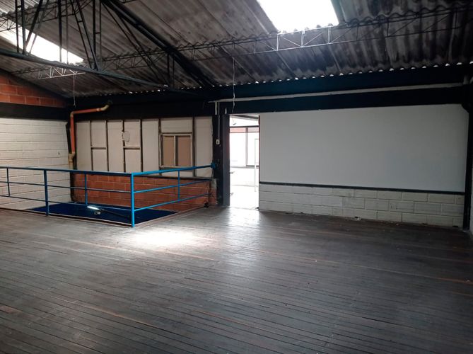 Bodega en arriendo en El Poblado, Medellín, 285 m² · foto 16 de 19