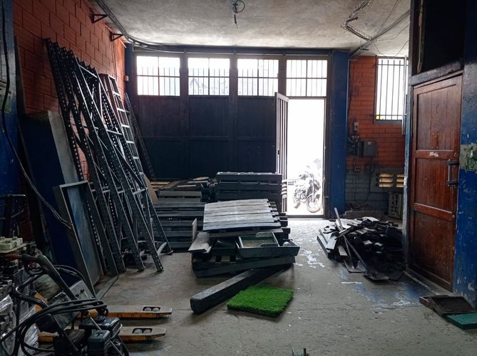 Bodega en arriendo en El Poblado, Medellín, 285 m² · foto 18 de 19
