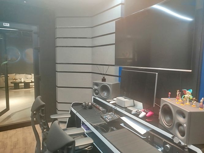 Oficina en arriendo en El Poblado, Medellín, 126 m² · foto 18 de 18
