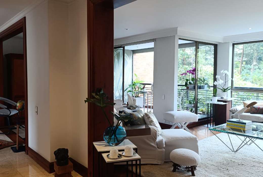 Apartamento en arriendo en El Poblado, Medellín · foto 2 de 19