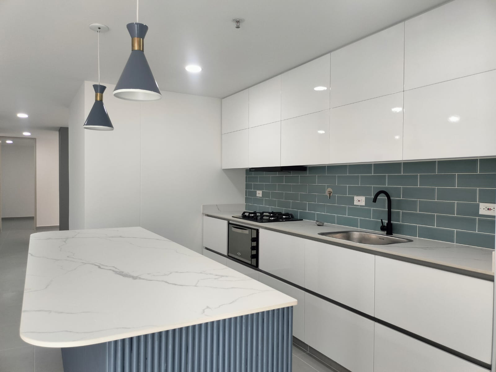Apartamento en venta en Loma Benedictinos, Envigado · foto 3 de 17