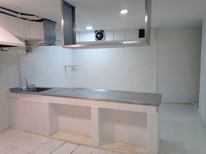 Local en arriendo en Laureles, Medellín, 130 m² · foto 13 de 15