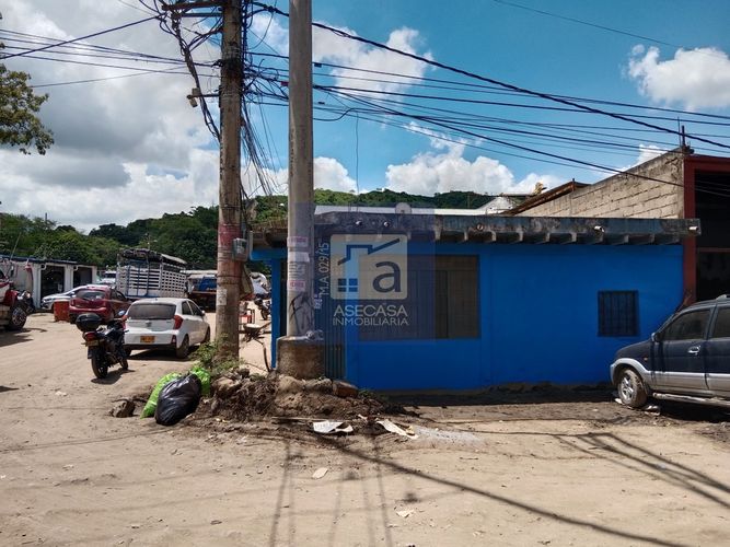 Local en arriendo en Chimita Zona Industrial, Bucaramanga, 25 m² · foto 2 de 6