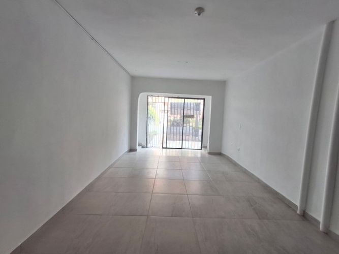 Local en arriendo en Las Acacias, Medellín, 60 m² · foto 4 de 15