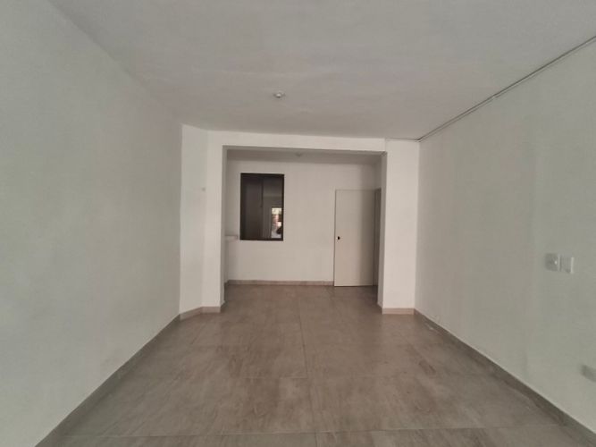 Local en arriendo en Las Acacias, Medellín, 60 m² · foto 5 de 15