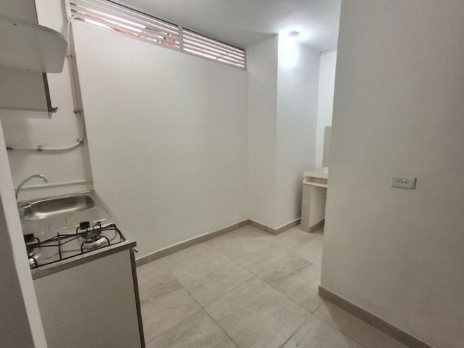 Local en arriendo en Las Acacias, Medellín, 60 m² · foto 12 de 15