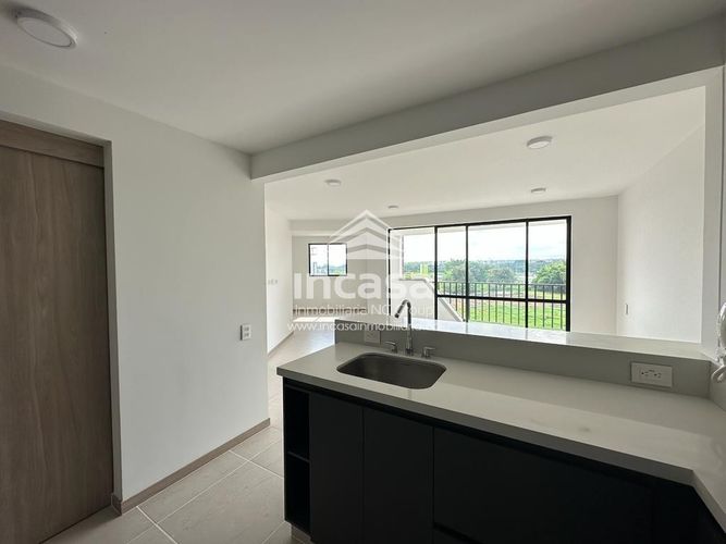 Apartamento de 2 alcobas en venta en Valle Del Lili, Cali, 80 m² · foto 3 de 16
