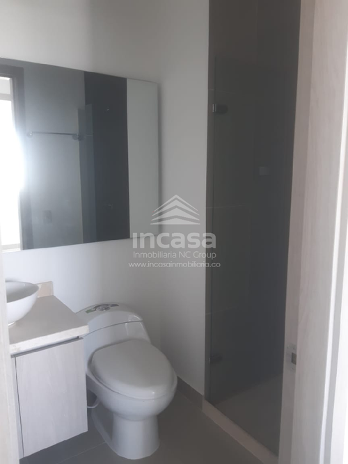 Apartamento de 2 alcobas en venta en Manga, Cartagena, 79 m² · foto 2 de 12