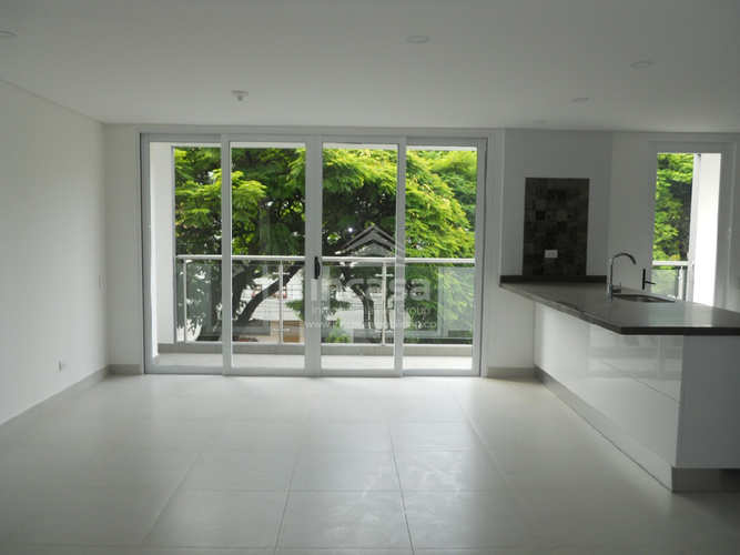 Apartamento de 3 alcobas en venta en San Fernando Viejo, Cali, 124 m² · foto 2 de 11