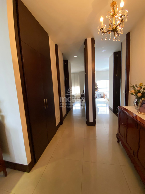 Apartamento de 3 alcobas en venta en Normandia, Cali, 185 m² · foto 12 de 16
