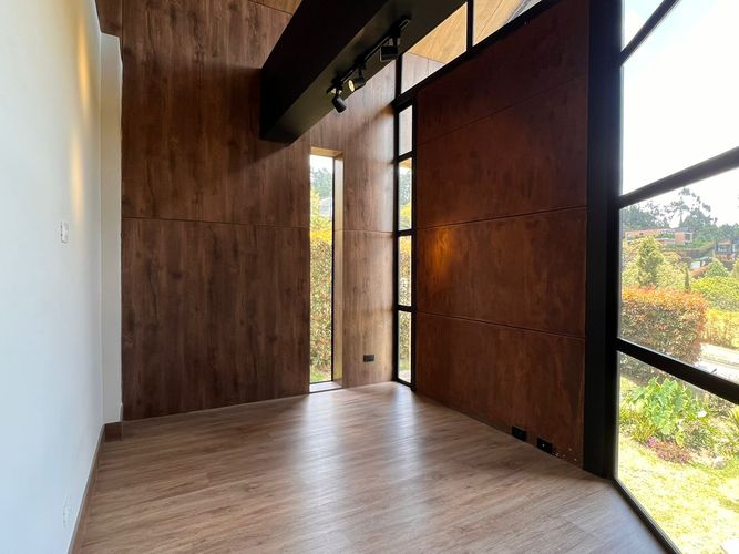 Casa de 4 alcobas en venta en Loma Del Chocho, Envigado, 430 m² · foto 10 de 20