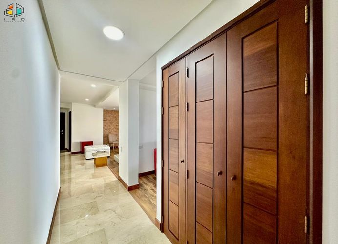 Apartamento de 4 alcobas en arriendo en La Calera, Medellín, 210 m² · foto 14 de 24