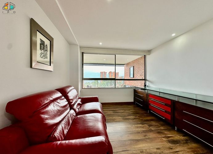 Apartamento de 4 alcobas en arriendo en La Calera, Medellín, 210 m² · foto 15 de 24