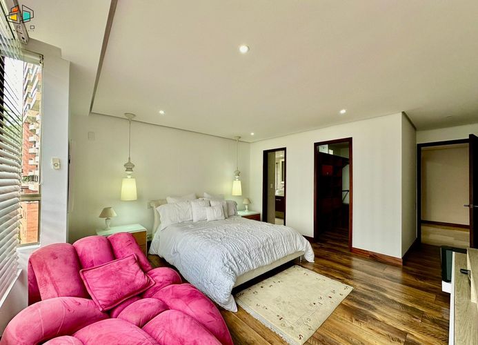 Apartamento de 4 alcobas en arriendo en La Calera, Medellín, 210 m² · foto 17 de 24