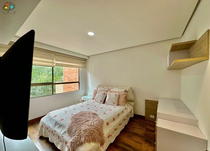 Apartamento de 4 alcobas en arriendo en La Calera, Medellín, 210 m² · foto 21 de 24