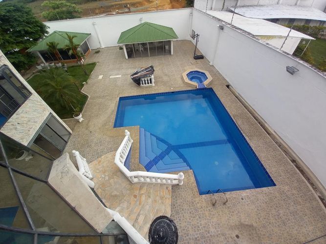 Casa de 7 alcobas en venta en Ciudad Jardin, Cali, 680 m² · foto 4 de 24