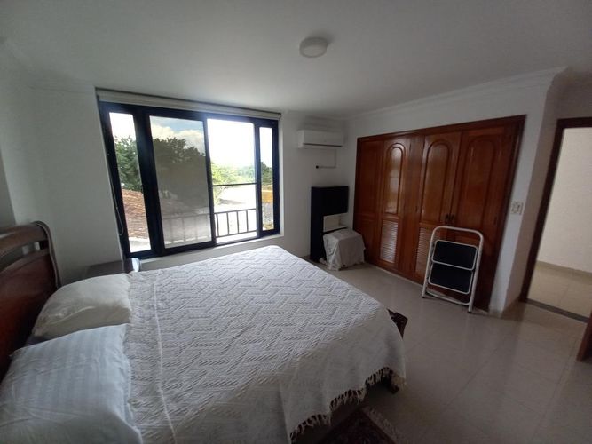 Casa de 7 alcobas en venta en Ciudad Jardin, Cali, 680 m² · foto 13 de 24