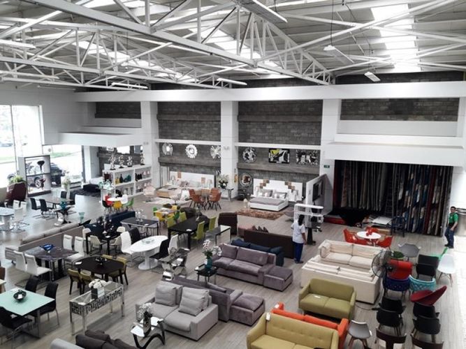 Local en arriendo en Los Cambulos, Cali, 2262 m² · foto 19 de 24