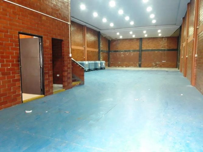 Local en arriendo en Los Cambulos, Cali, 2262 m² · foto 23 de 24