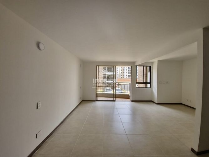 Apartamento de 2 alcobas en venta en Ciudad Country, Jamundí, 76 m² · foto 6 de 24