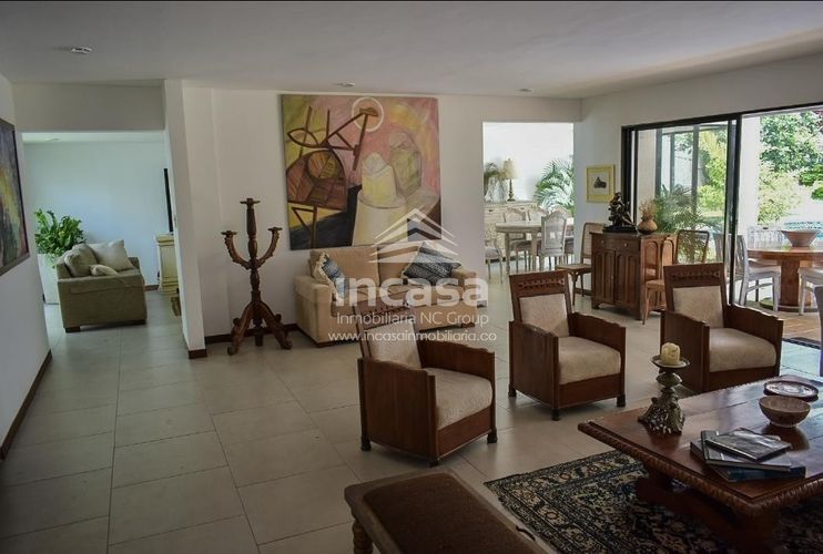 Casa de 5 alcobas en venta en Ciudad Jardin, Cali, 600 m² · foto 3 de 24