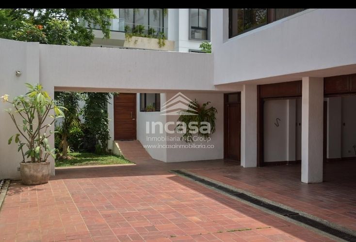 Casa de 5 alcobas en venta en Ciudad Jardin, Cali, 600 m² · foto 10 de 24