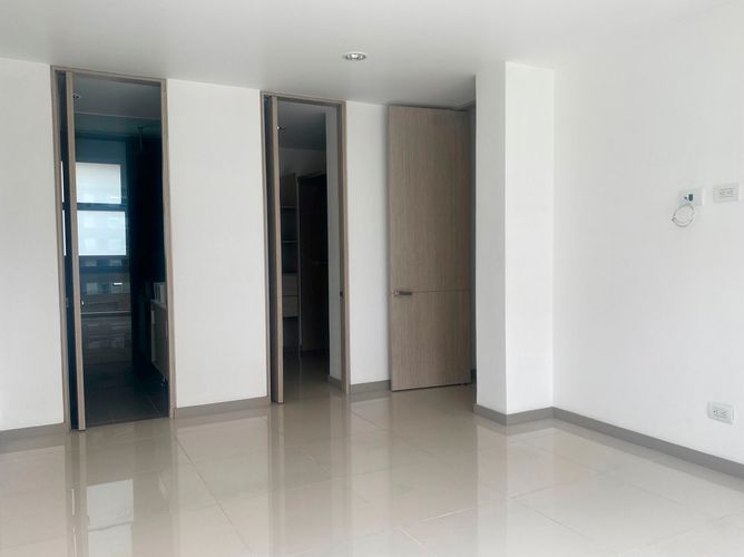 Apartamento de 3 alcobas en arriendo en Cumbres, Envigado, 118 m² · foto 12 de 17