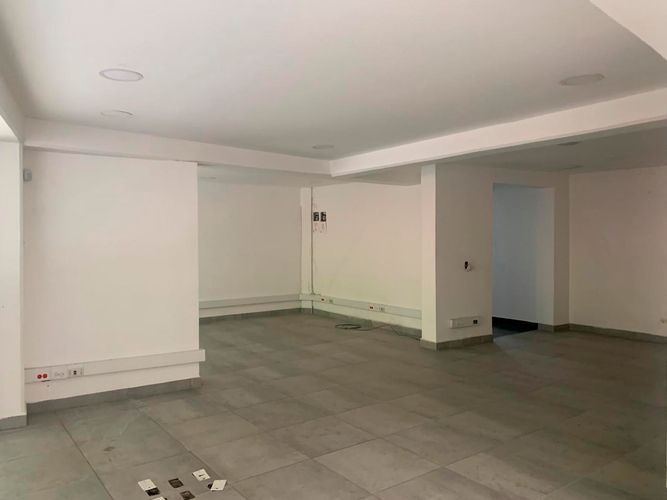 Local en arriendo en El Poblado, Medellín, 320 m² · foto 6 de 15