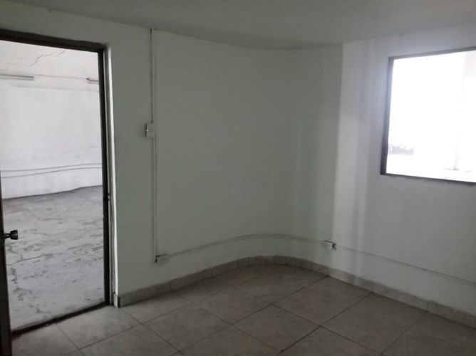 Bodega en arriendo en Guayabal, Medellín, 220 m² · foto 10 de 19