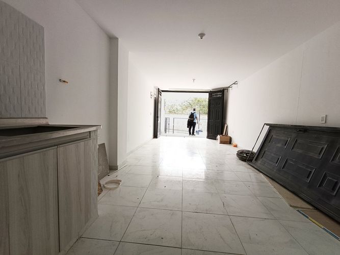 Casa de 7 alcobas en venta en Las Antillas, Envigado, 400 m² · foto 7 de 16