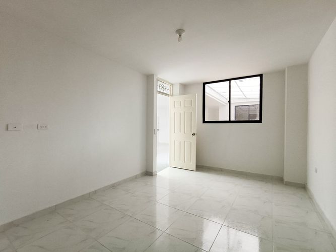 Casa de 7 alcobas en venta en Las Antillas, Envigado, 400 m² · foto 8 de 16