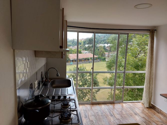 Apartamento de 2 alcobas en venta en Cerro De Oro, Manizales, 79 m² · foto 2 de 10